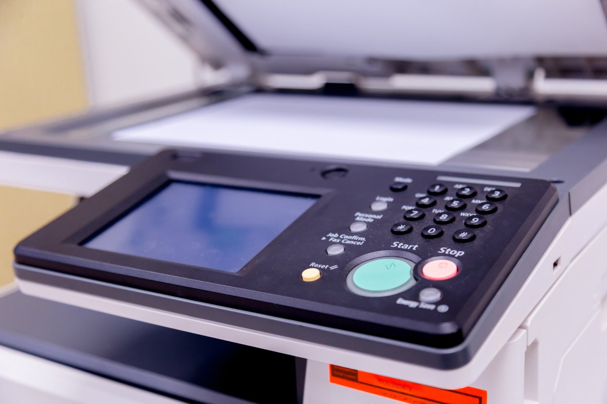 Scan copy. Сканер бумаги. Панель управления принтеры и сканеры. Сканер бумаг марки. Принтер со сканерoм масштабный.