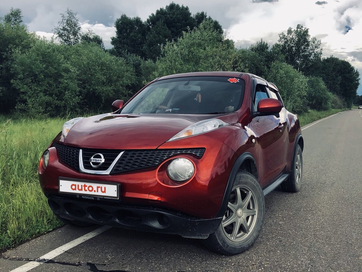 Жук 1.6. Nissan Juke красный. Nissan Juke 1 2010. Nissan Juke 2020 красный. Ниссан Жук 5 дверный.