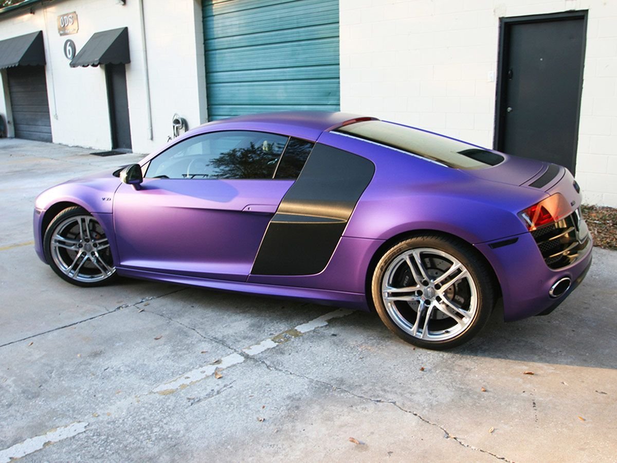 Авто хамелеон купить. Ауди р8 фиолетовая. Ауди r8 фиолетовая. Ауди р8 хамелеон. Audi r8 хамелеон.