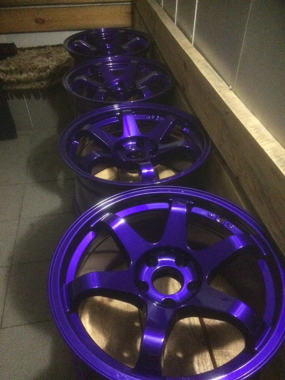 Фиолетовые диски
