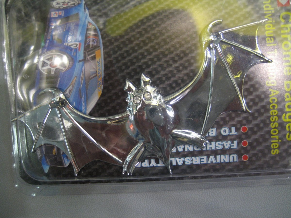 Наклейка металлическая 3d "летучая мышь" 80х35мм Mashinokom shk028