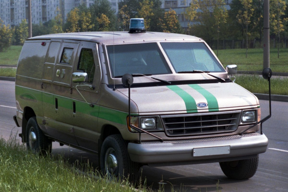 Инкассаторские броневики GMC