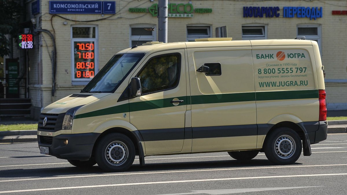 Volkswagen Caddy инкассатор