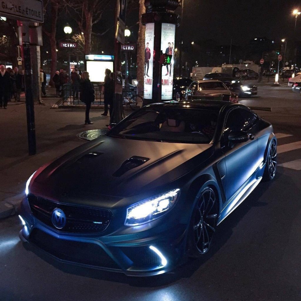 Неоновый Мерседес