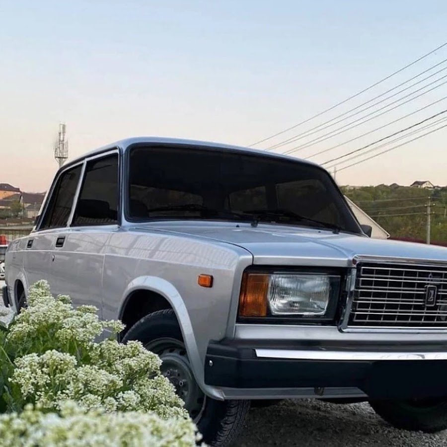 ВАЗ 2107 оперская белая