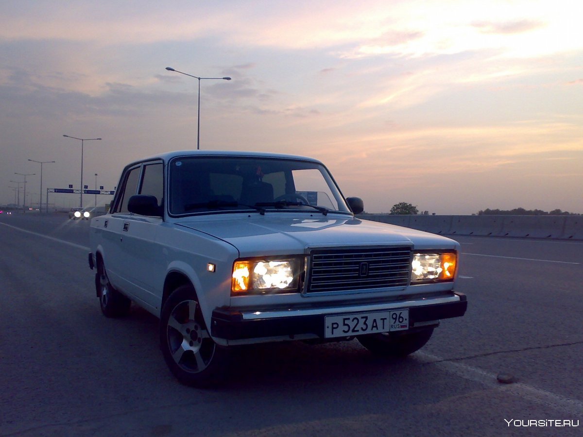 Оперские машины иномарки