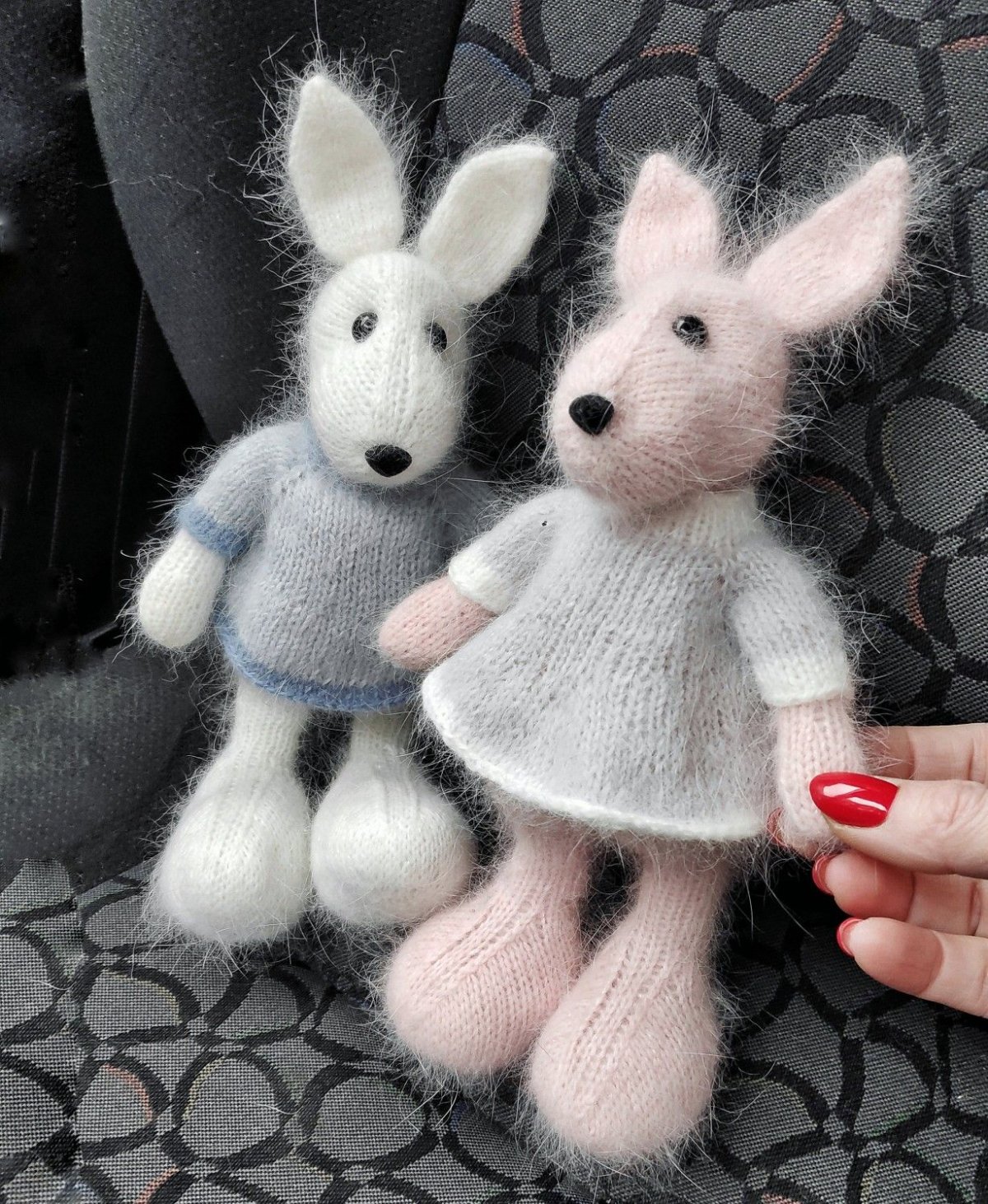 Спящий Зайчонок спицами