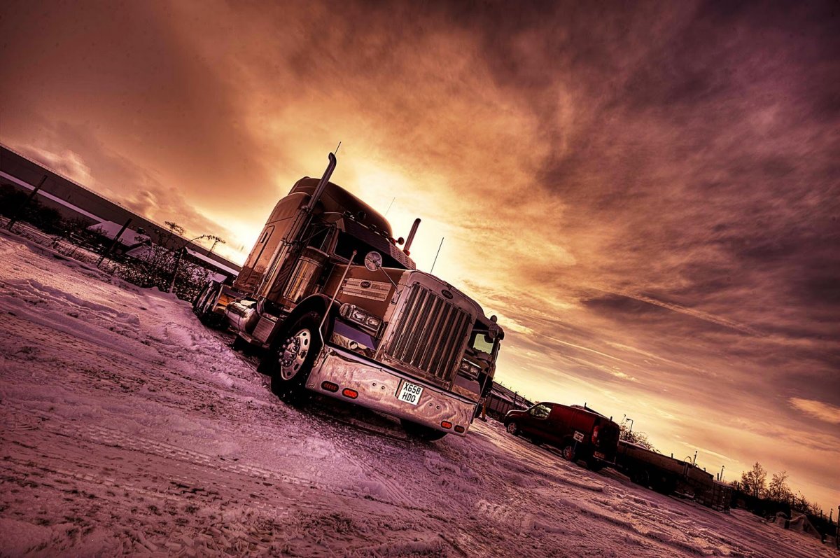 Суровые Грузовики