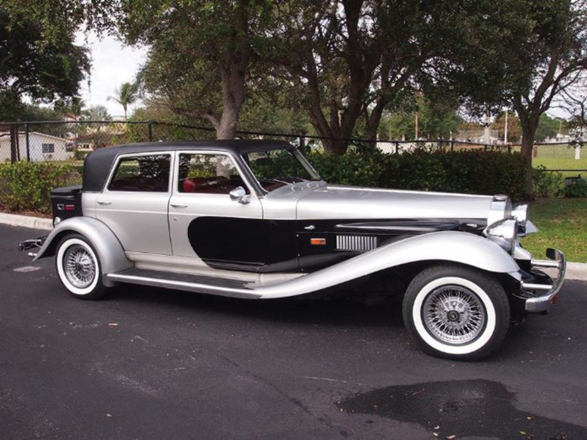 Машина Panther de ville