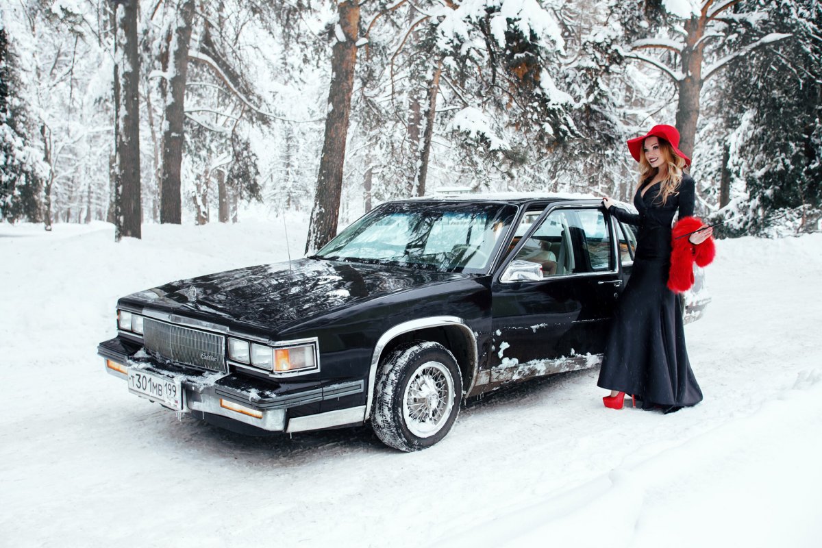 Кадиллак Девиль с девочками