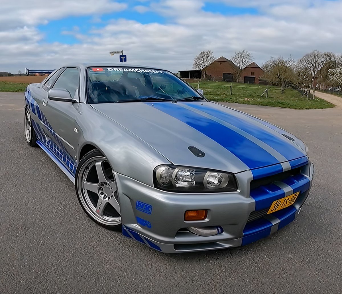 Nissan Skyline GTR 34