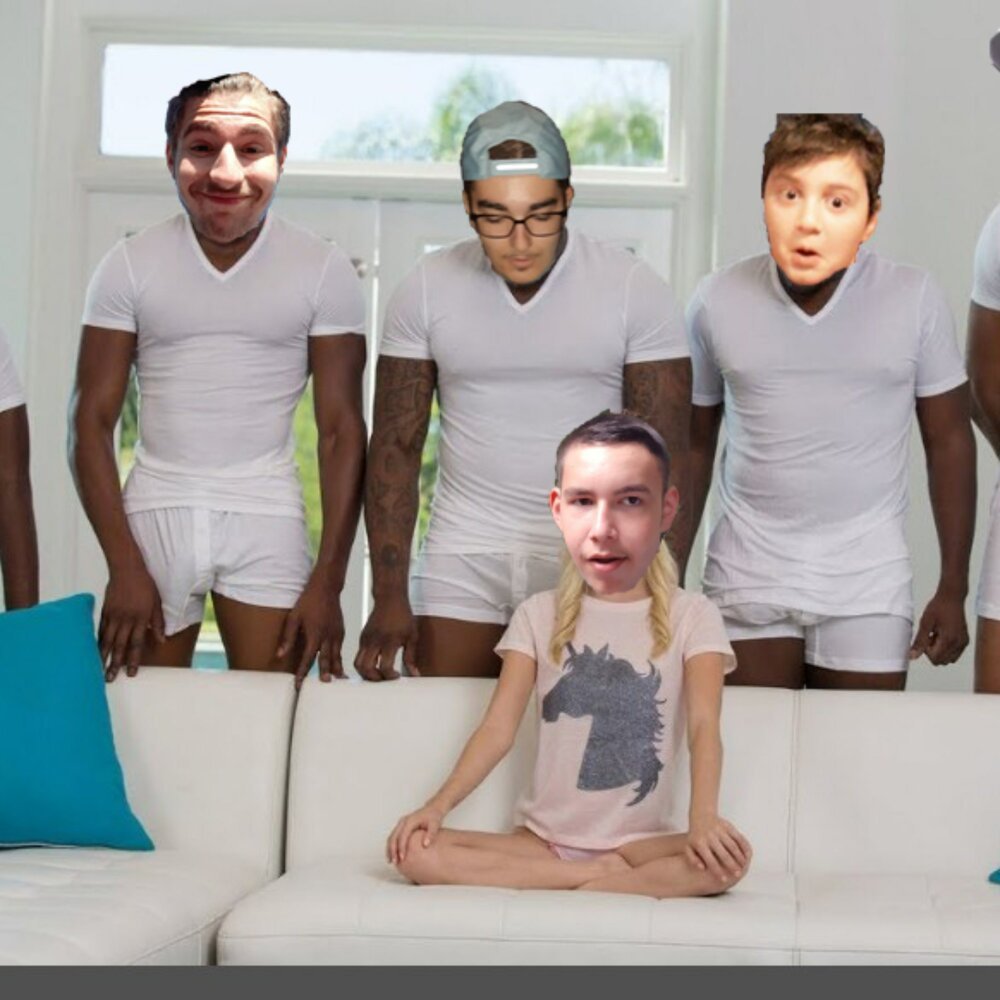 Несколько машин белый