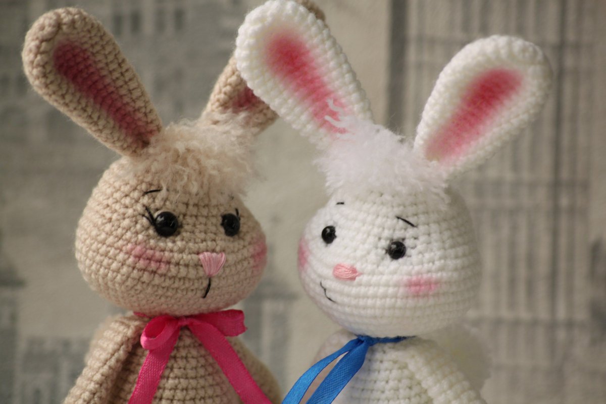 Вязаный заяц крючком