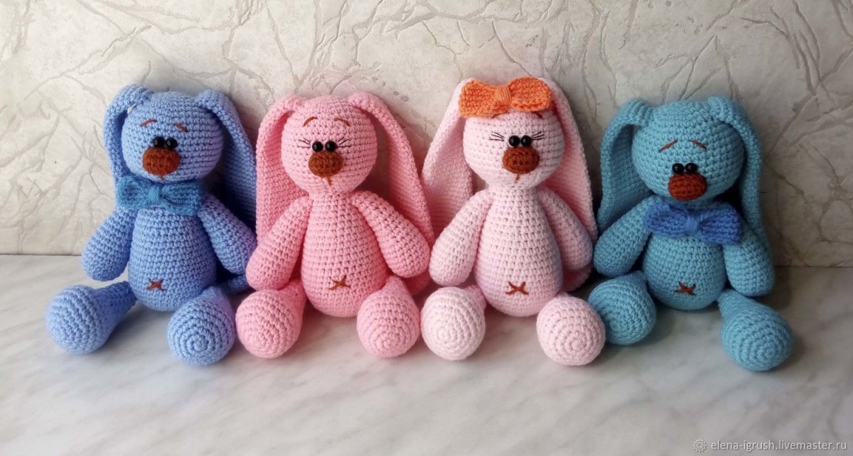 Видео от Валентины Бергер Зайка крючком