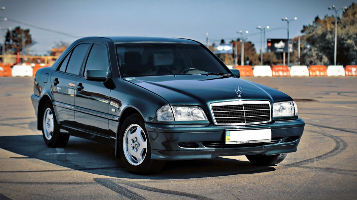 Mercedes Benz c180 w202