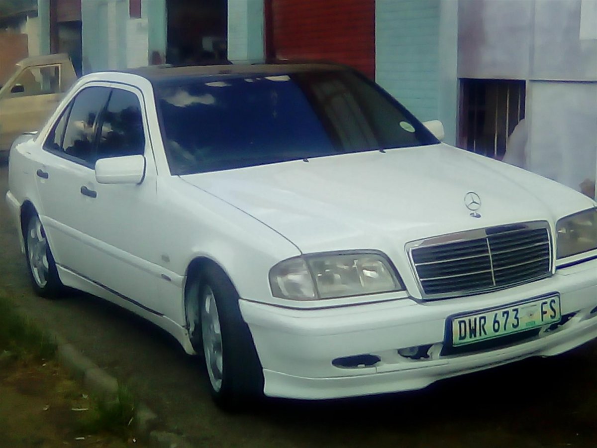 Мерседес сечка 200 1999