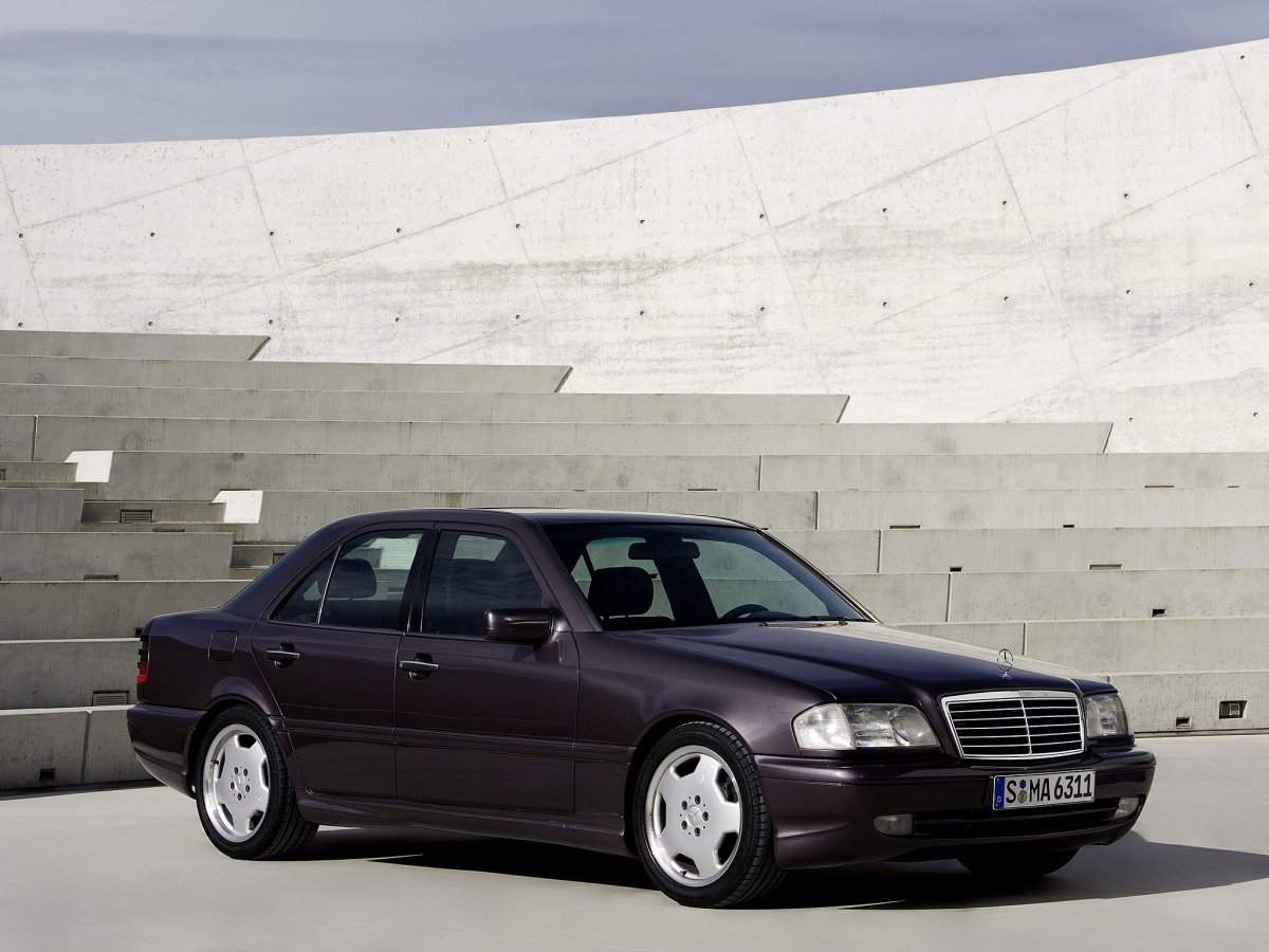 Mercedes Benz c class w202