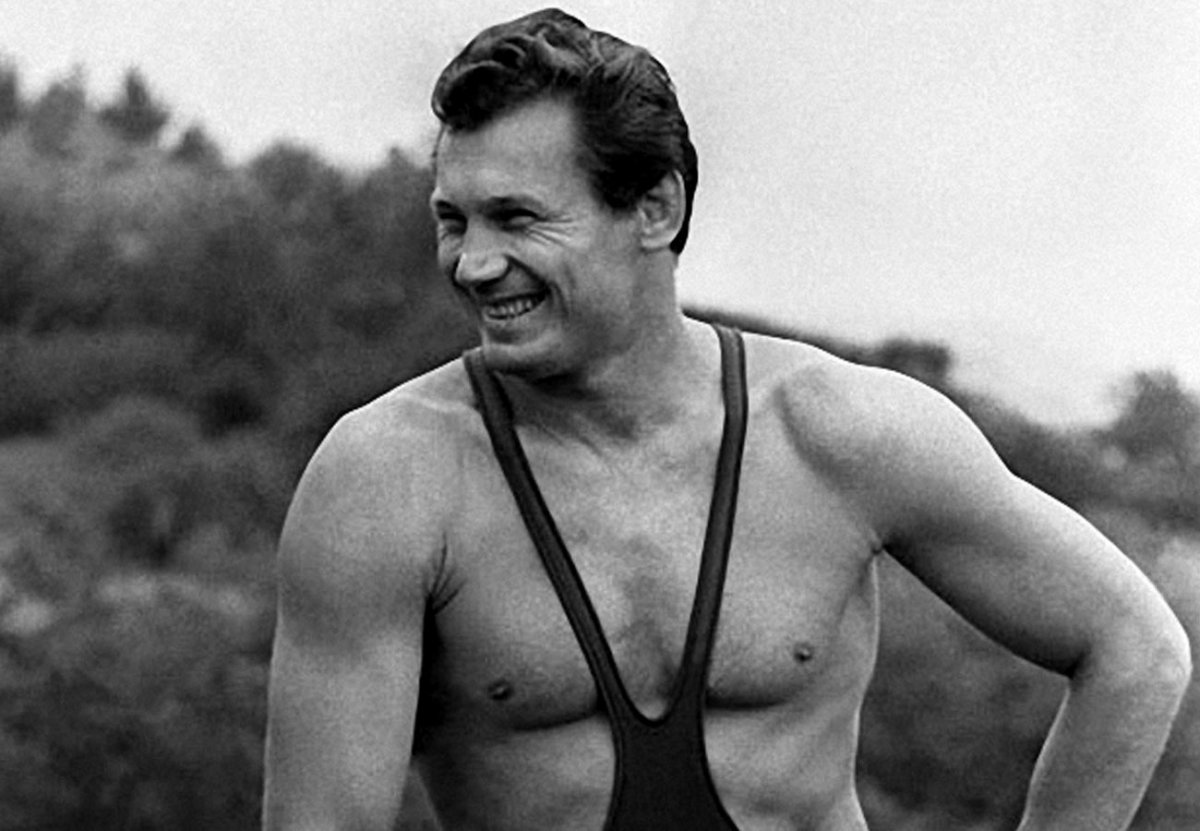 Медведь борец