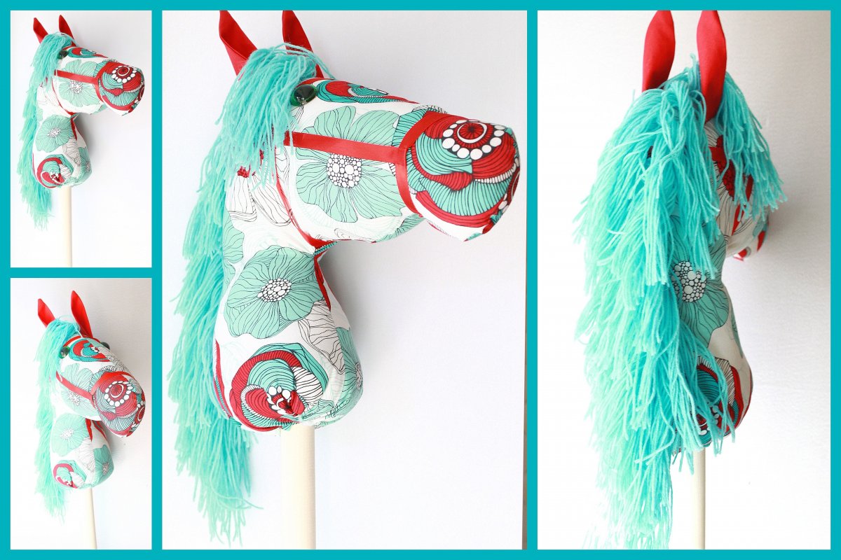 Лошадки из русских платков - реквизит на палке