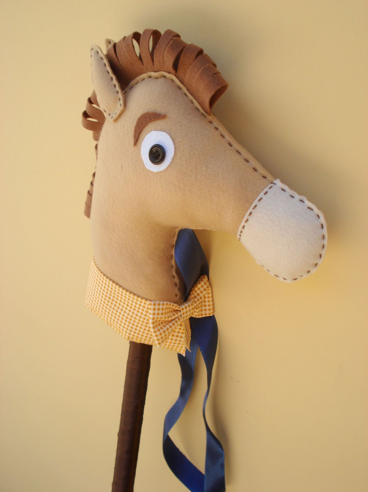 Картонные лошадки на палочке