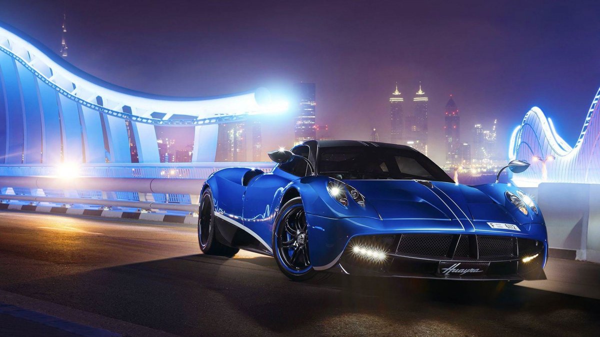 Суперкар Pagani Huayra