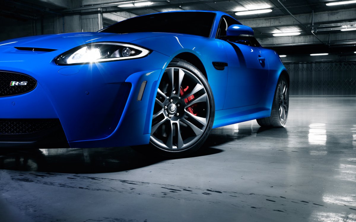 Додж Вайпер синий