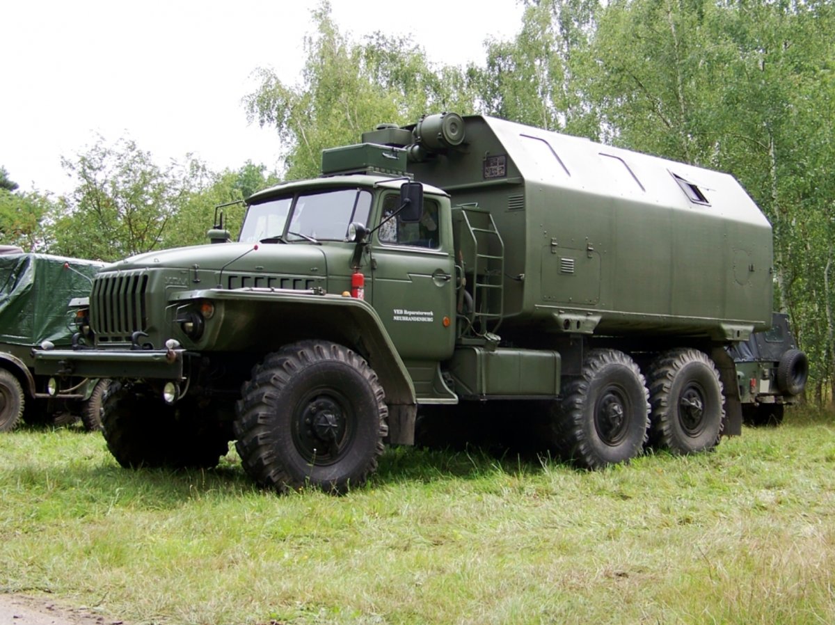 Грузовик Урал 4320