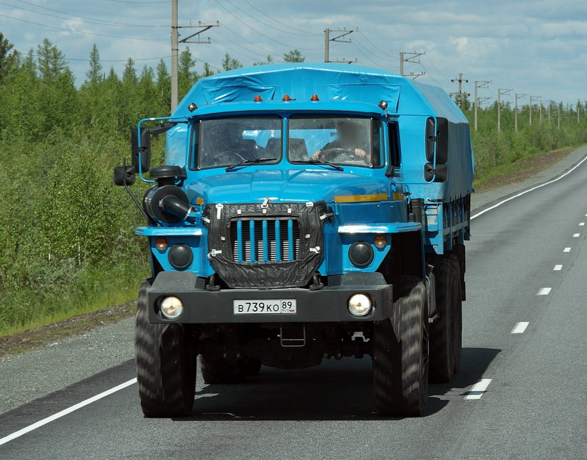 Автомобиль Урал Урал 4320