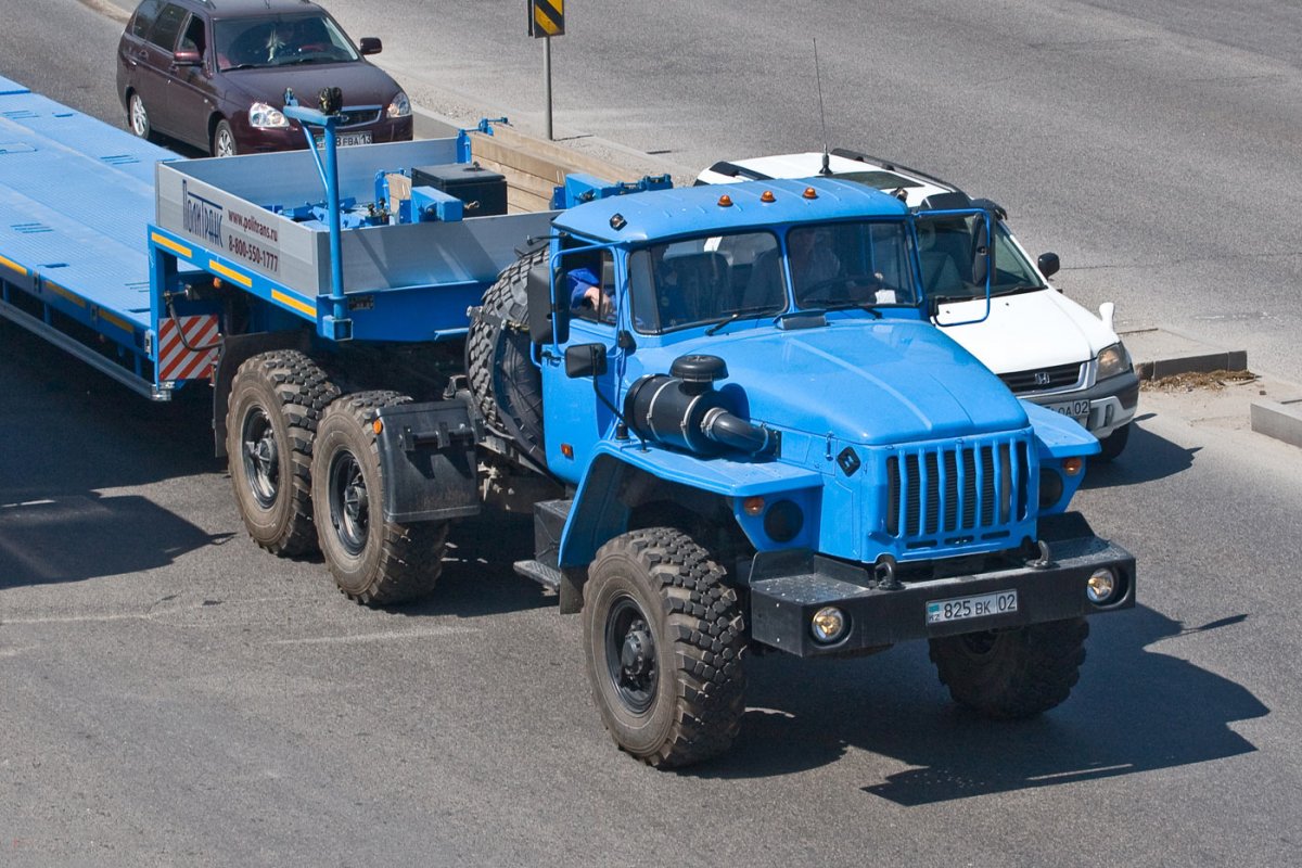 Урал 375 и Урал 4320