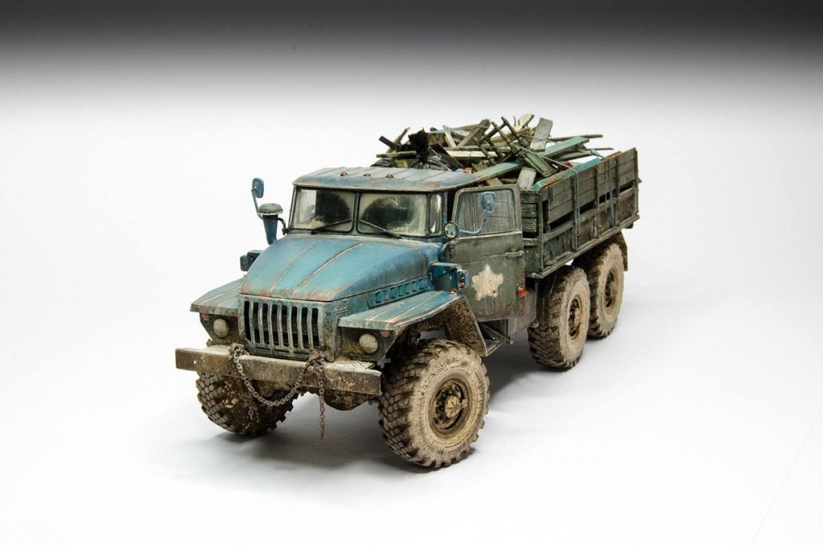 Грузовик Урал 4320