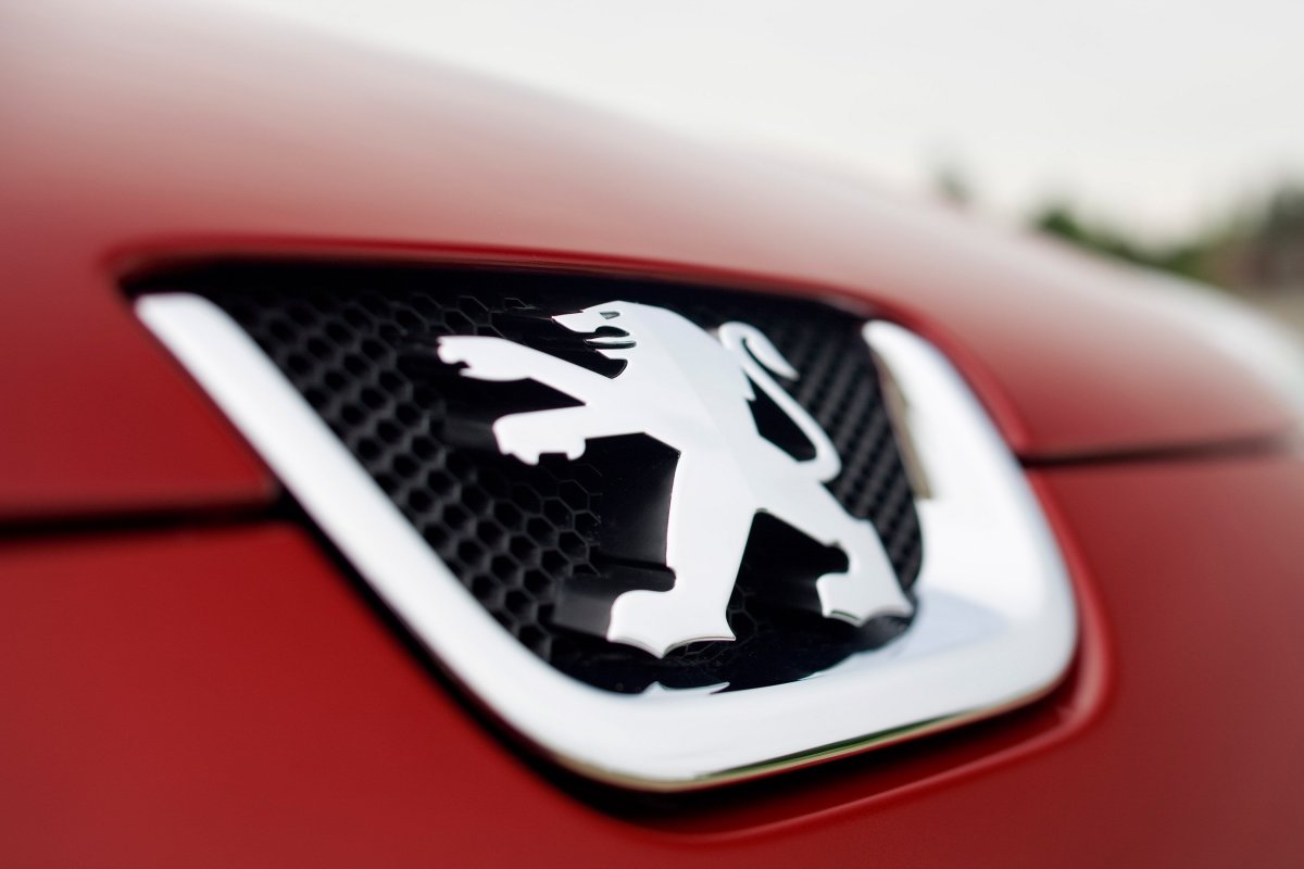 Логотип автомобиля Пежо