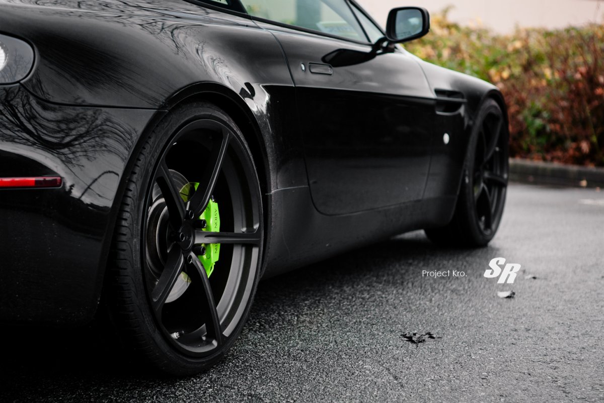 Цвет дисков на черной машине