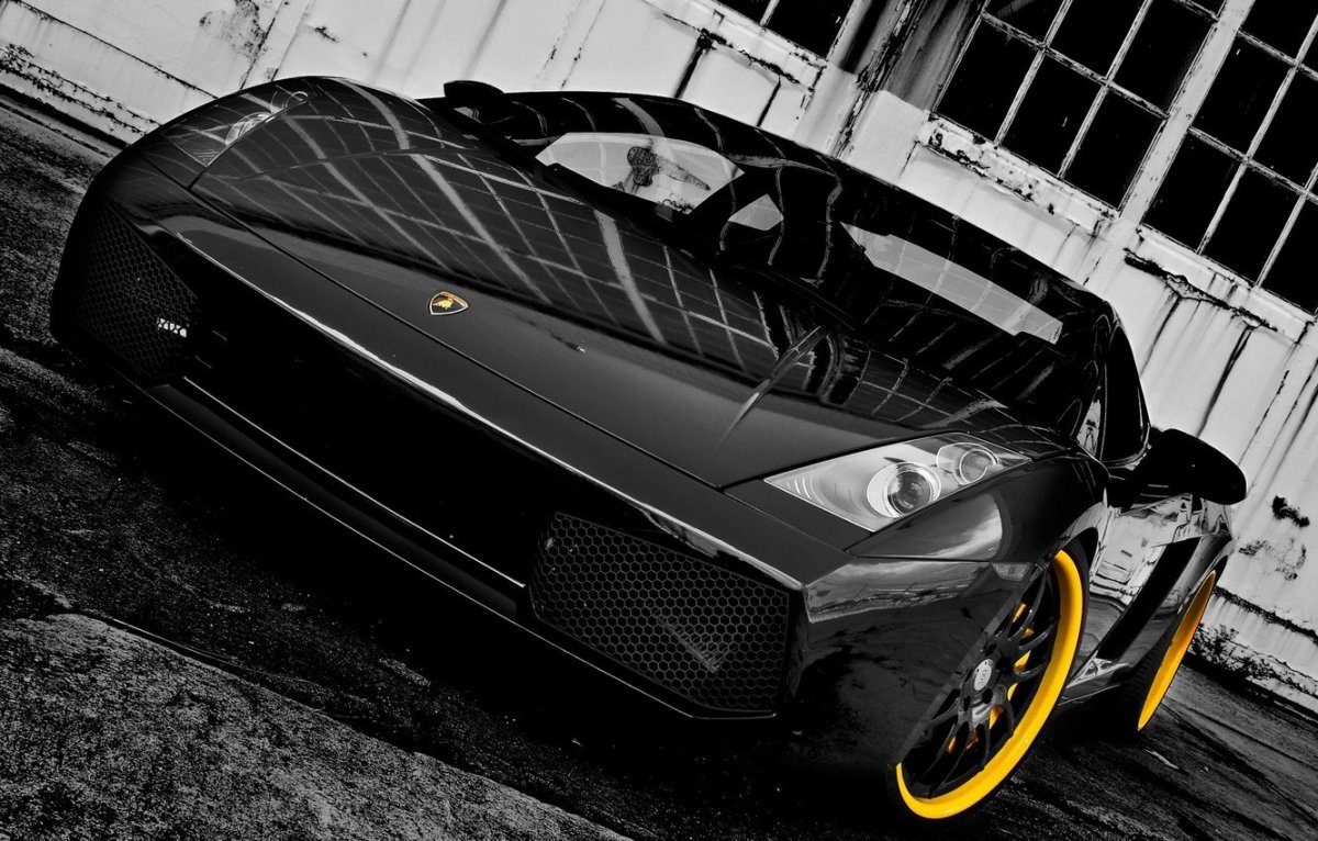 БМВ черная н048вм716