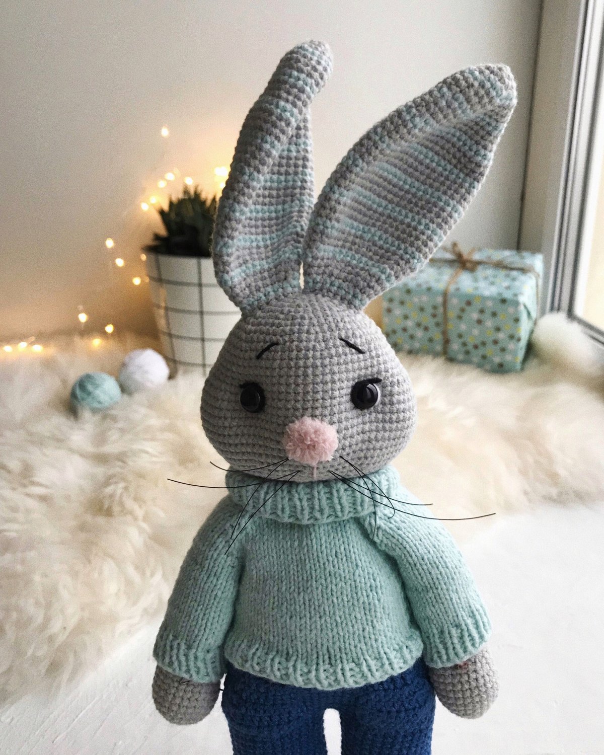 Пасхальный кролик амигуруми