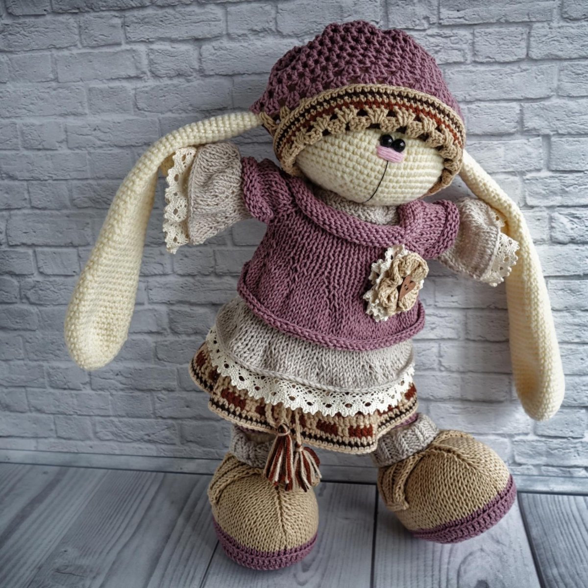 Кролик амигуруми крючком