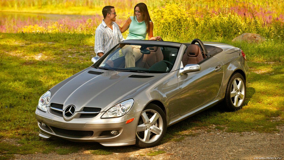 Мерседес СЛК кабриолет розовый