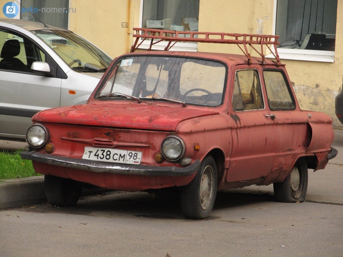 ЗАЗ 968 красный гнилой
