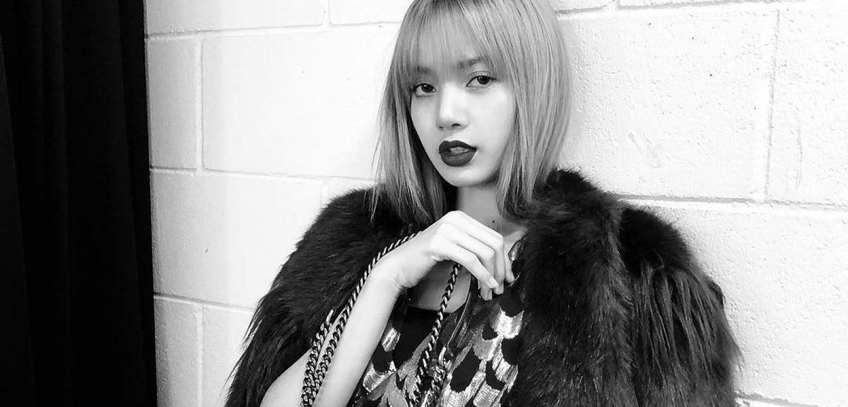 Лиса из Блэк Пинк 2022