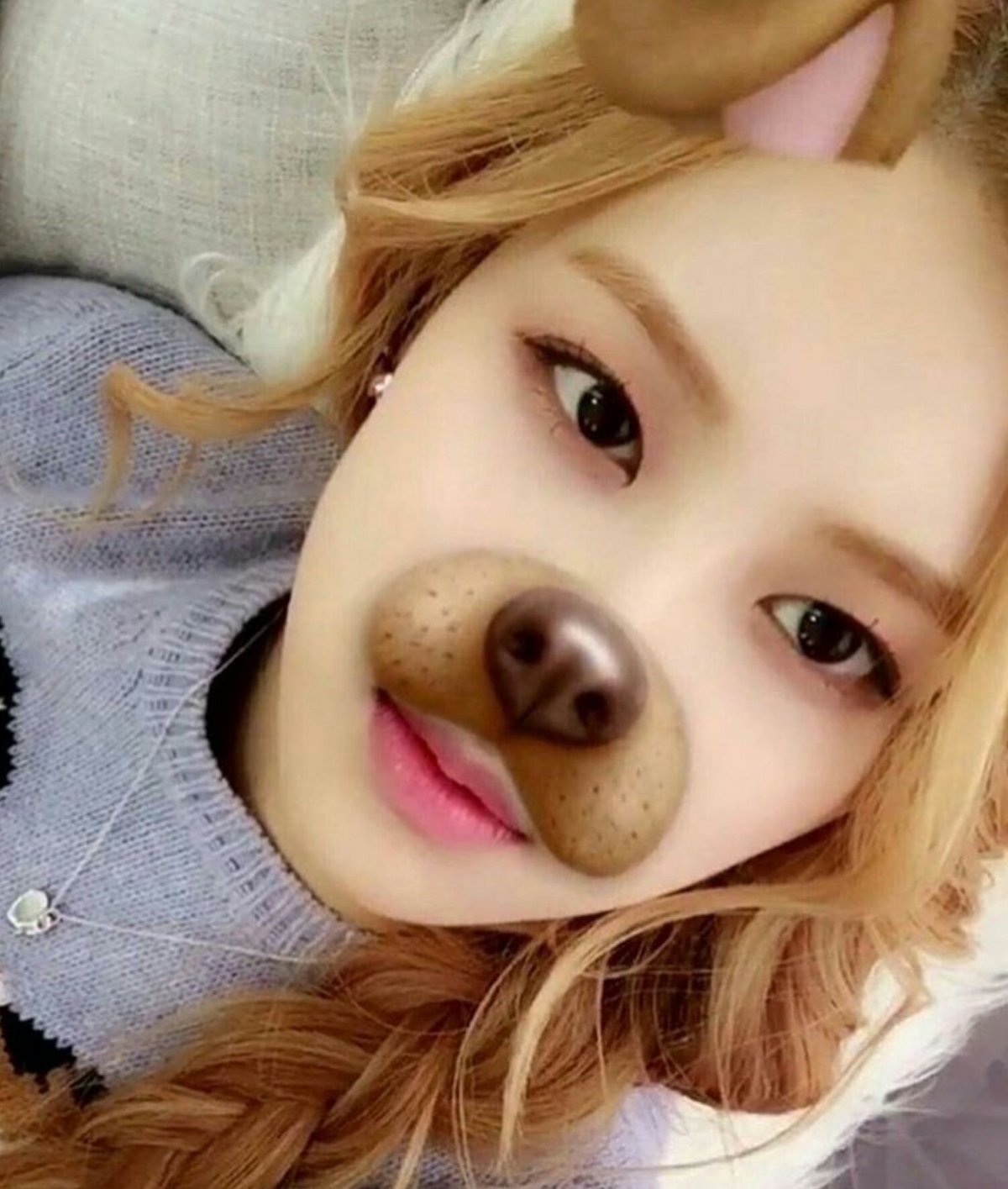 Розе Блэк Пинк селфи