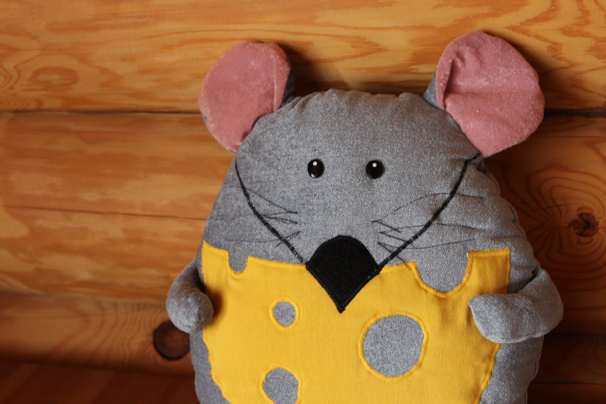 Крыса из фетра