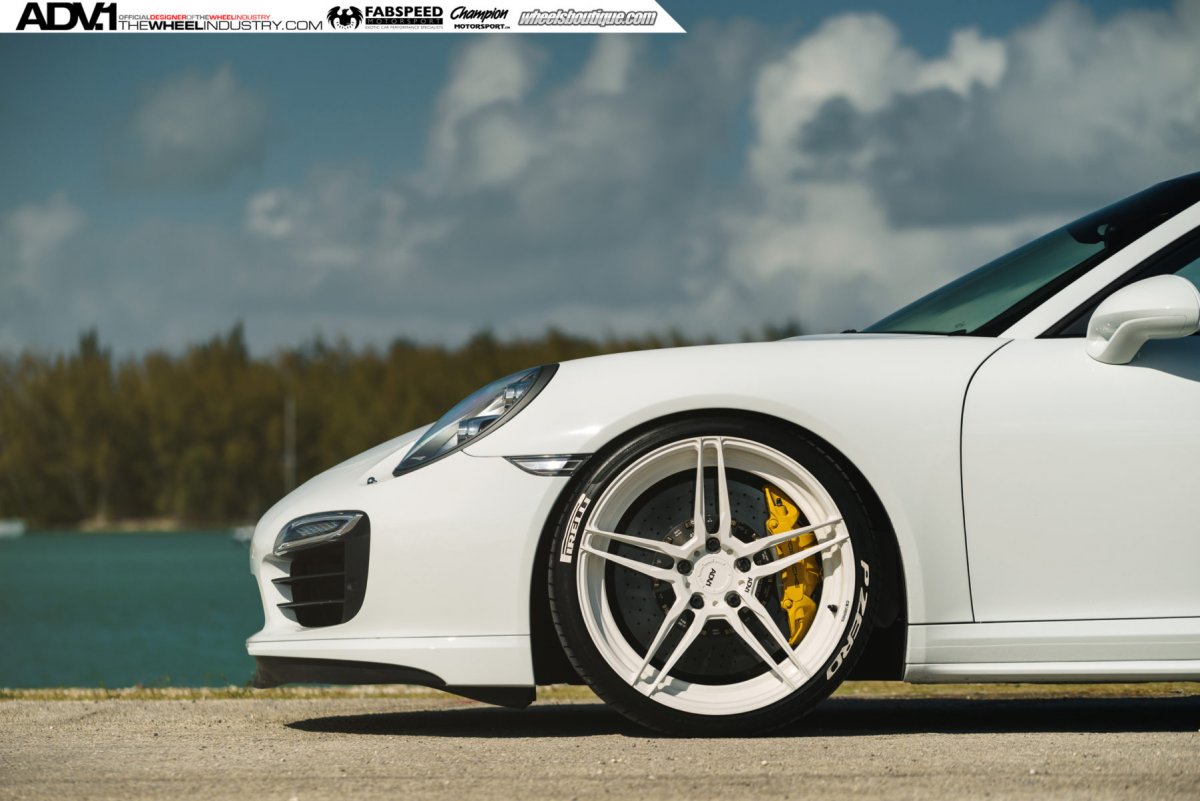 Ниссан 350 z белого цвета