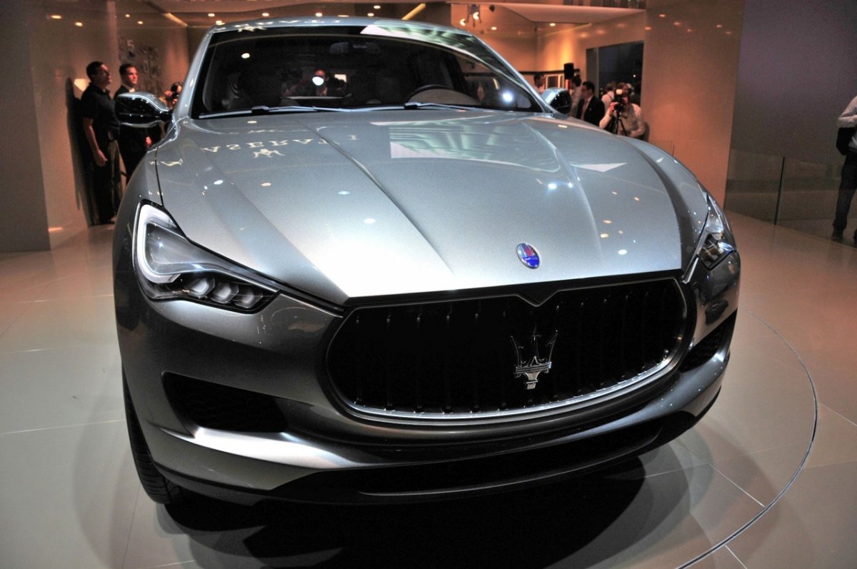 Maserati Quattroporte фары