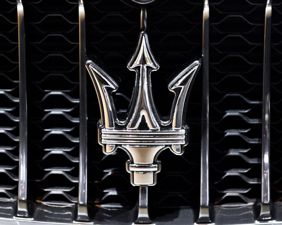 Трезубец Мазерати