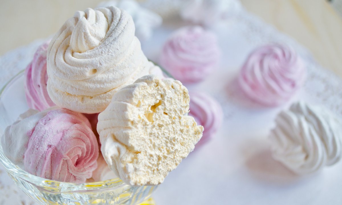 Заставка на рабочий стол зефир