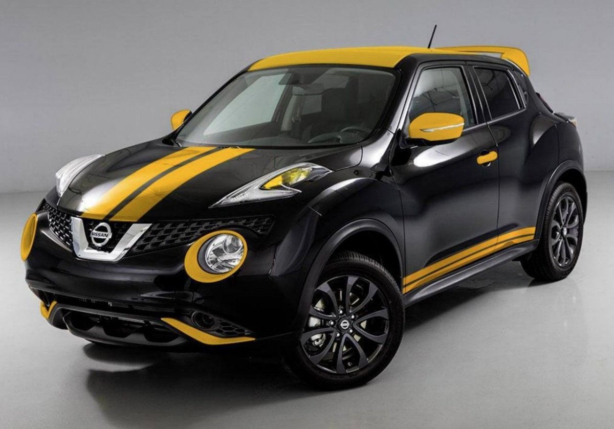 Nissan Juke Nismo желтый