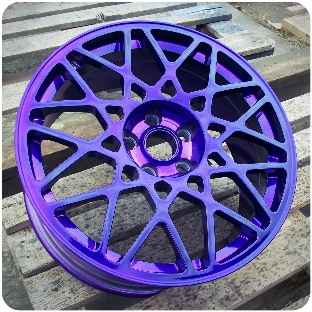 Фиолетовые литые диски