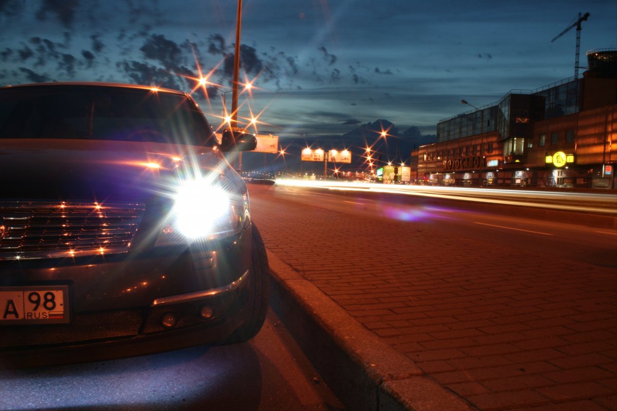 Машина ночью