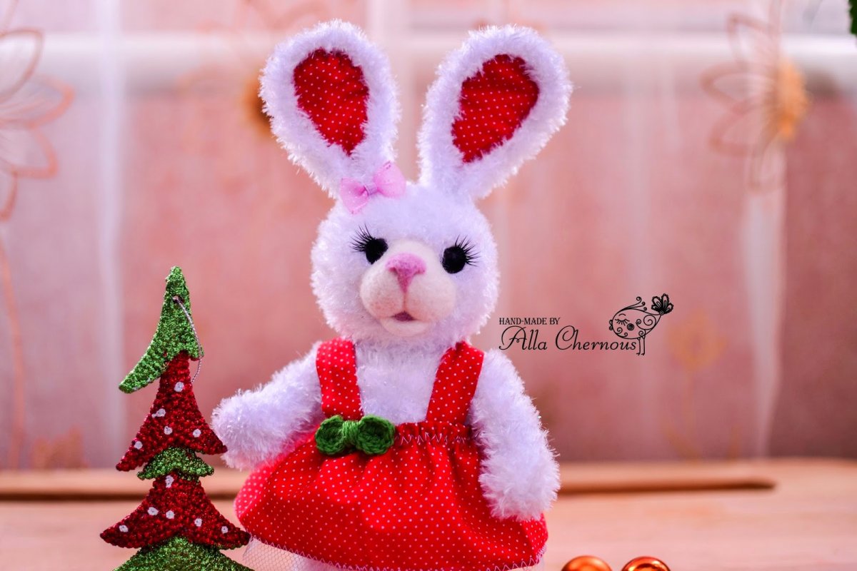 Новогодний заяц игрушка