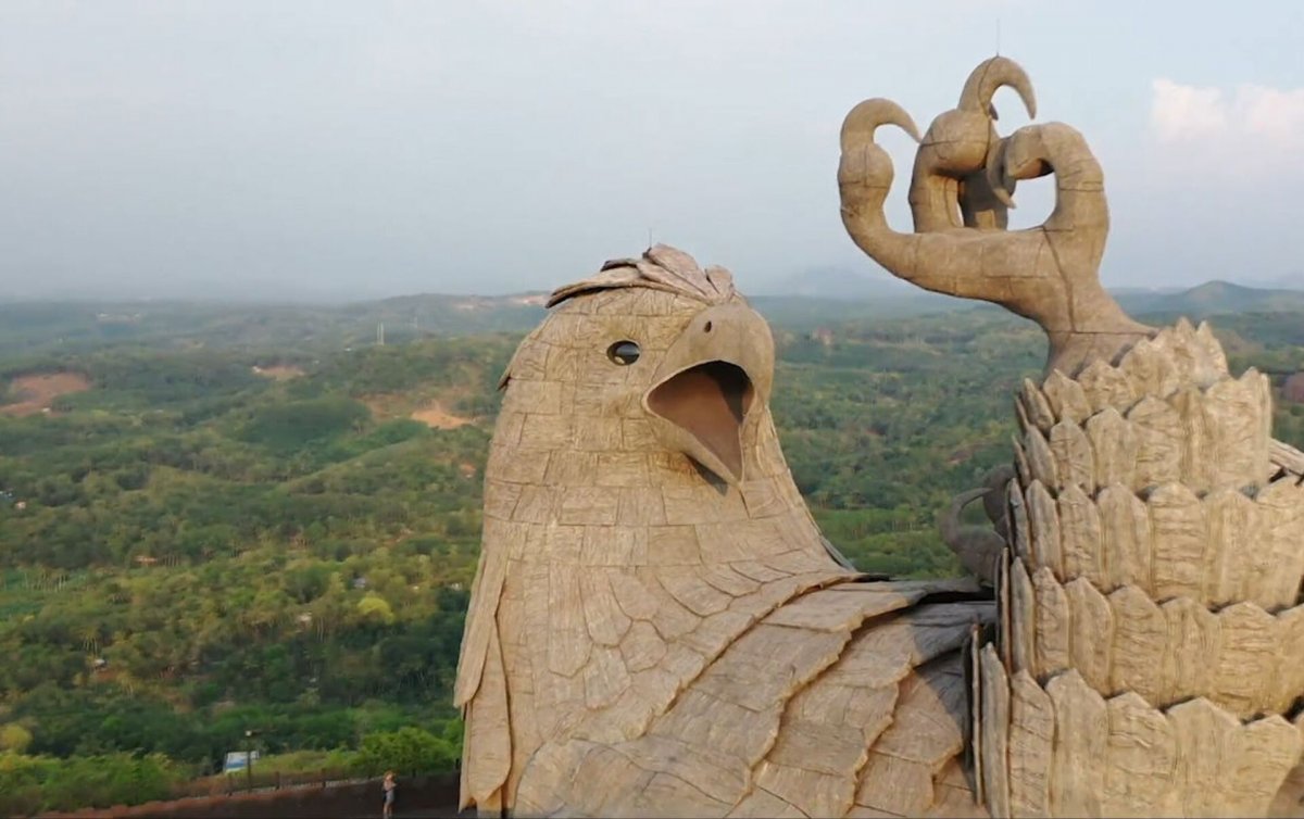 Памятники птицам