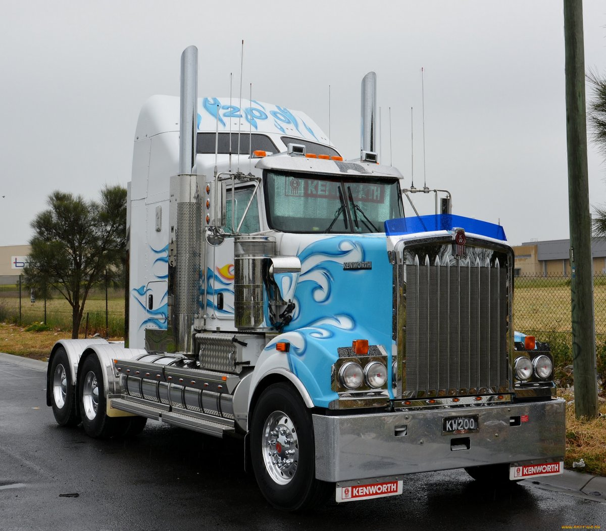 Грузовик Кенворт т3000